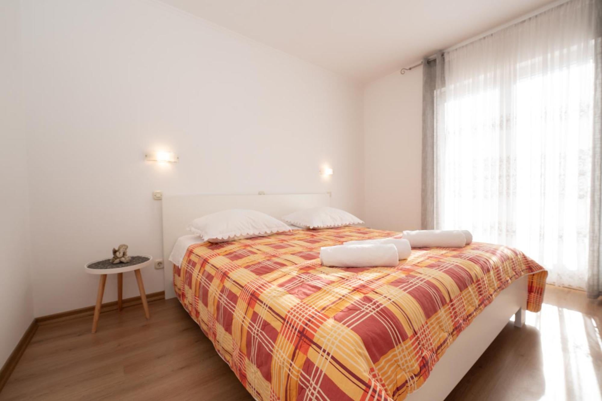 Apartments Biserka 诺瓦利娅 外观 照片