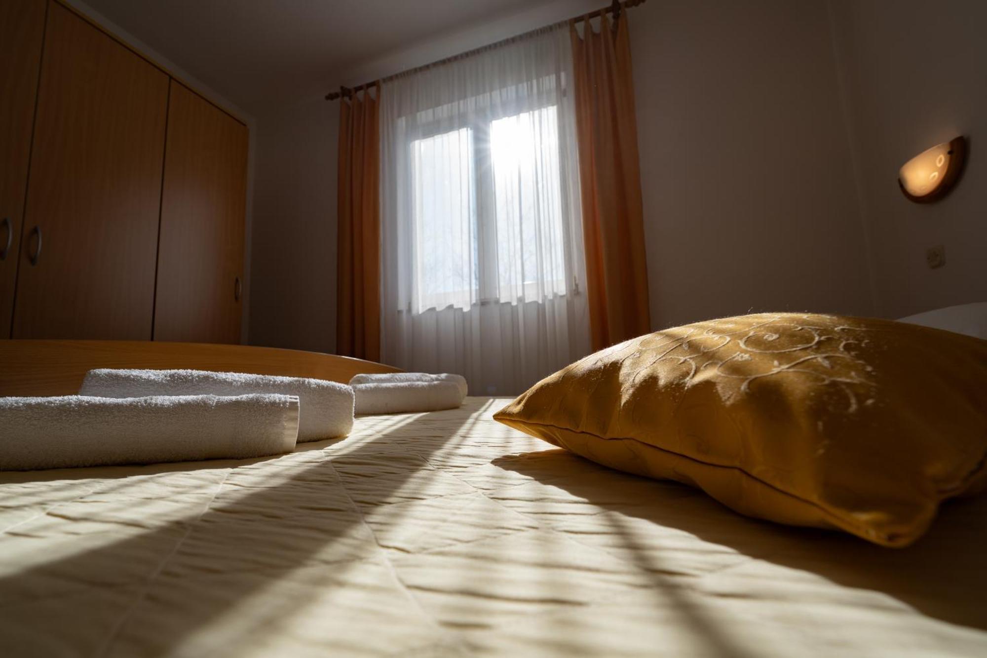 Apartments Biserka 诺瓦利娅 客房 照片