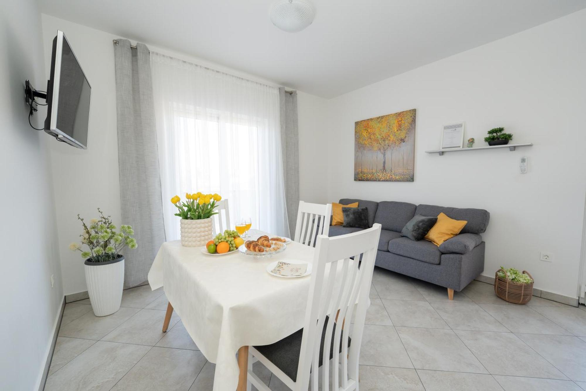 Apartments Biserka 诺瓦利娅 外观 照片